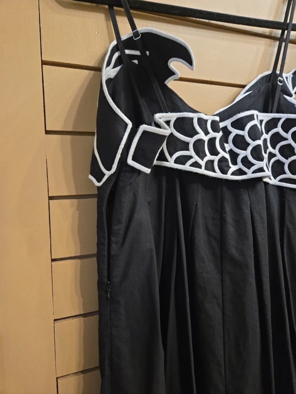 Commense Embroidered Fish Semi-Sheer Cami Dress Black Size Large - Picture 8 of 9